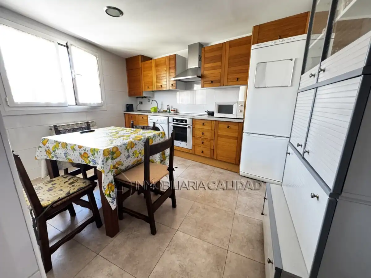 Kitchen of Flat for rent in Burgos  with Heating and Furnished