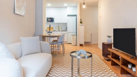 Foto 2 de Planta baixa de lloguer a Calle del Pintor Ignacio de Zuloaga, 16, Sanchinarro,  Madrid Capital