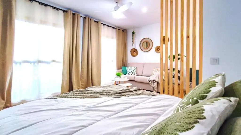 Habitación de Piso en venta en Marbella con Aire acondicionado, Jardín privado y Terraza
