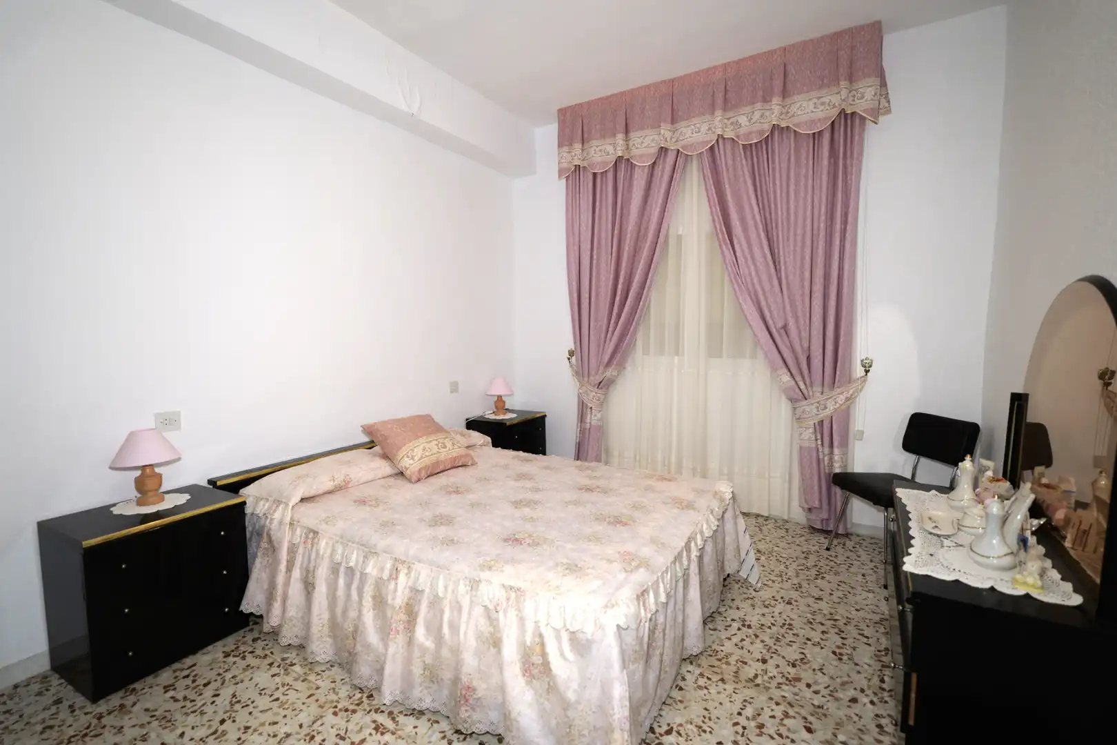 Schlafzimmer von Einfamilien-Reihenhaus zum Verkauf in Nevada mit Terrasse, Möbliert und Balkon