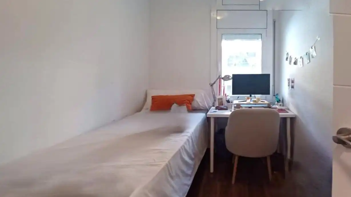 Habitación de Piso en venta en Barcelona con Calefacción