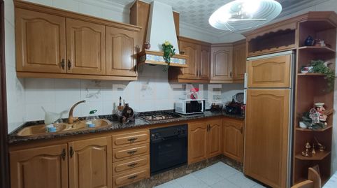 2784 CASA CON PATIO Y TERRAZA EN TOBARRA