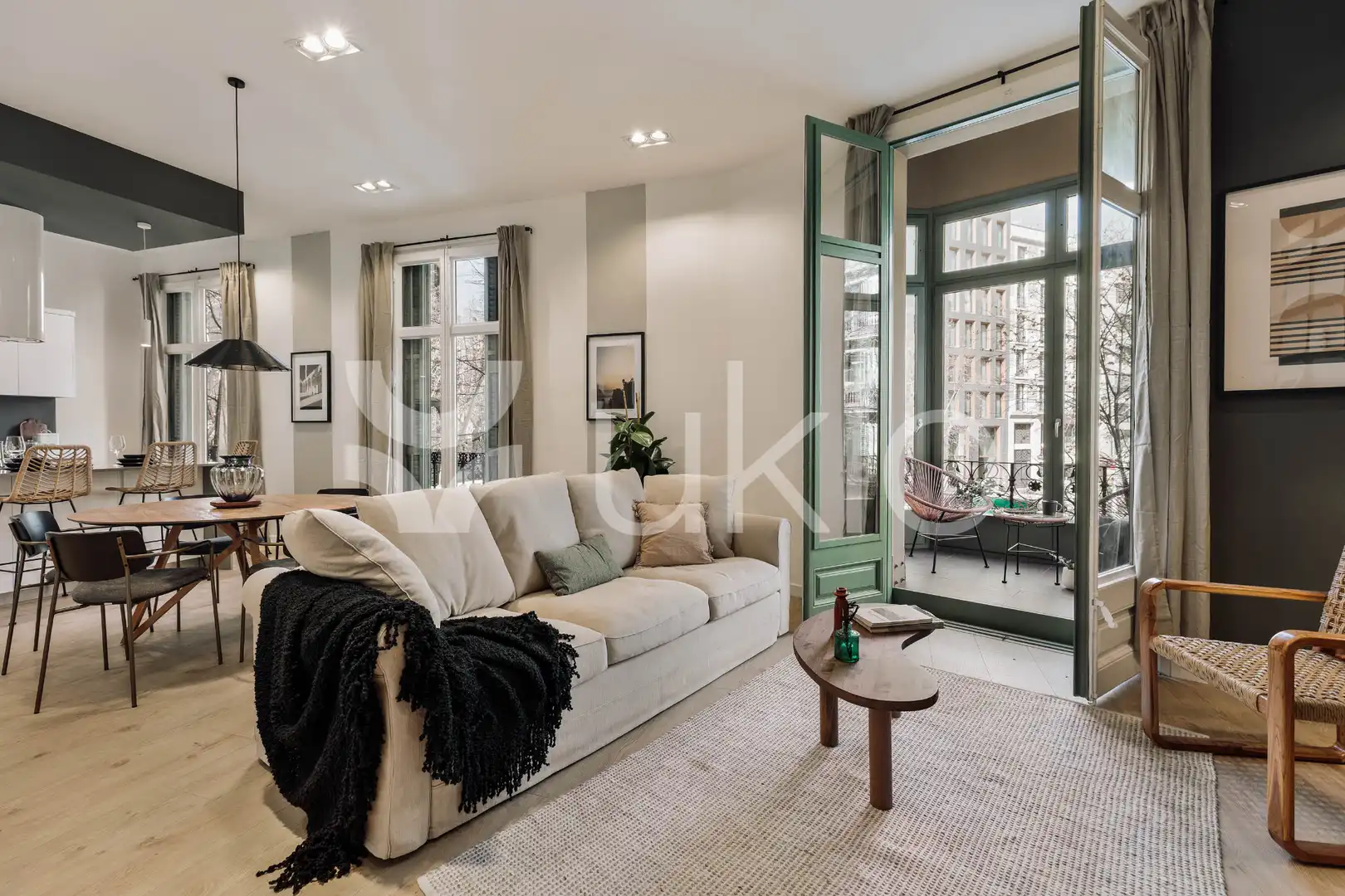 Apartment with terrace to rent in Carrer de Pau Claris, imagen 5