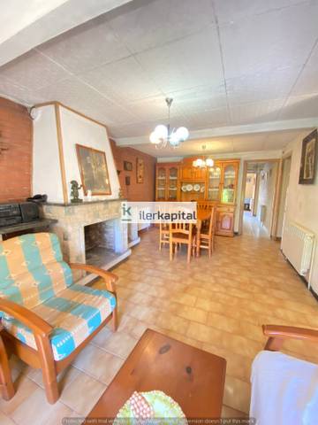 Casa-chalet en Venta en Belianes