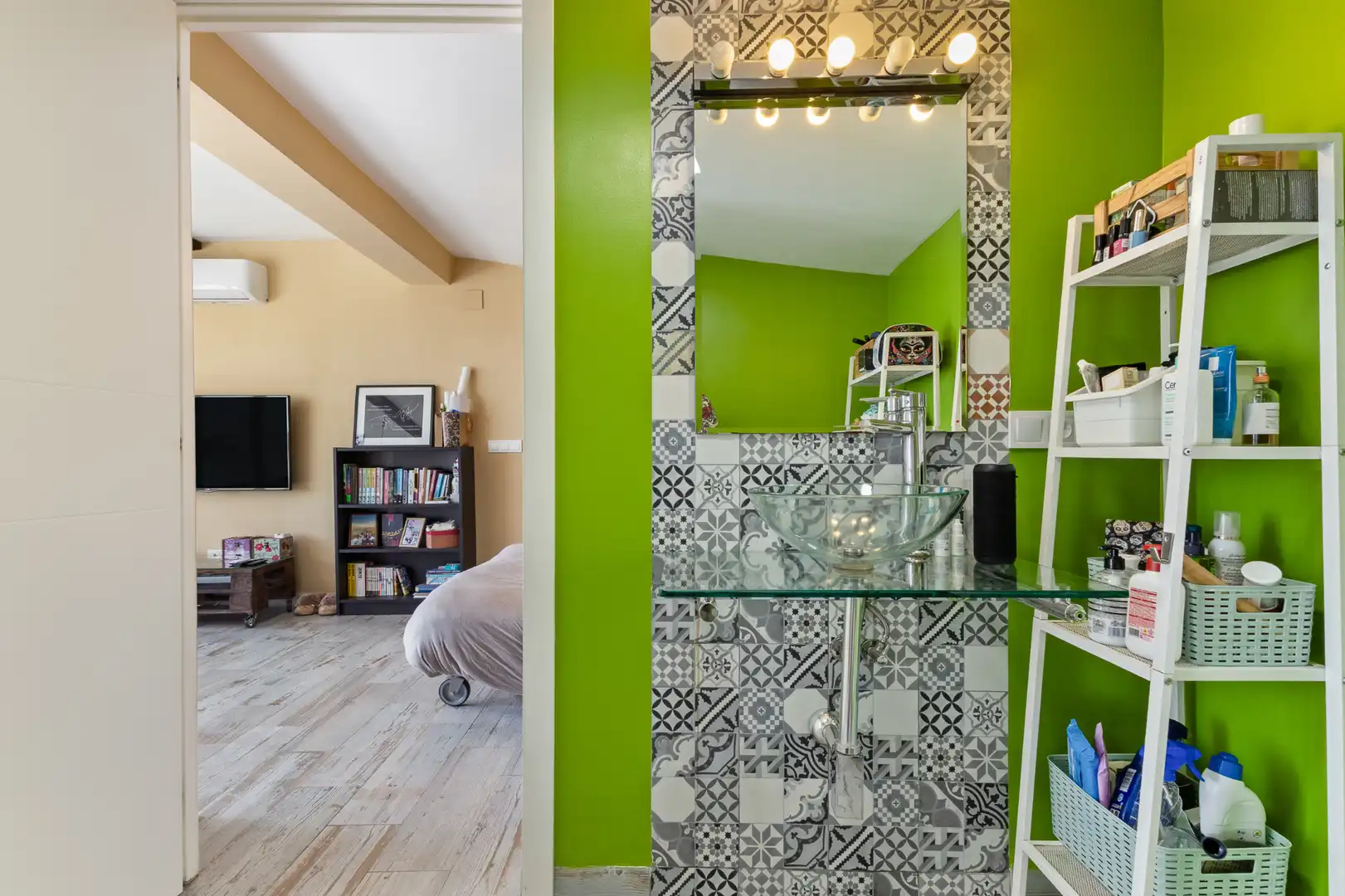 Bathroom of Houses for sale in Fuengirola  with Air Conditioner, Private garden and Swimming Pool