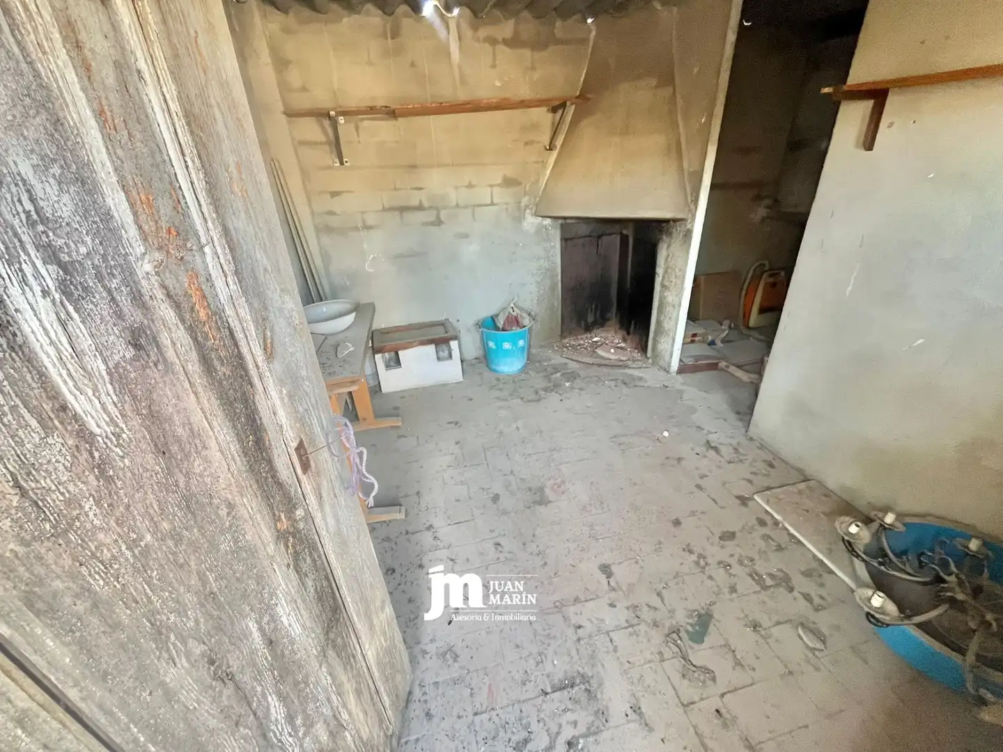 Piso en venta en Cieza con Terraza, Trastero y Amueblado