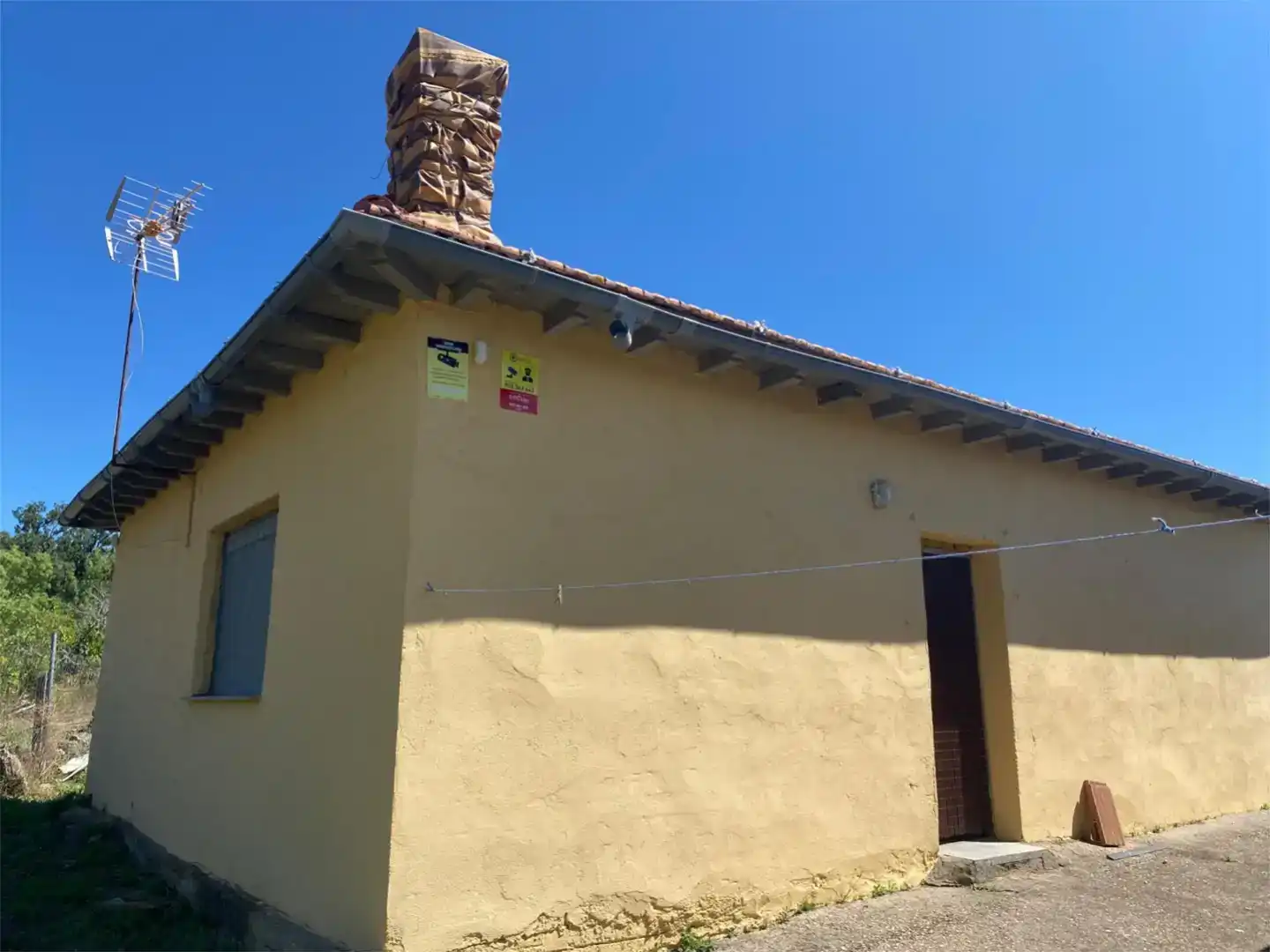 Vista exterior de Finca rústica en venda en Colmenar de Montemayor, Salamanca