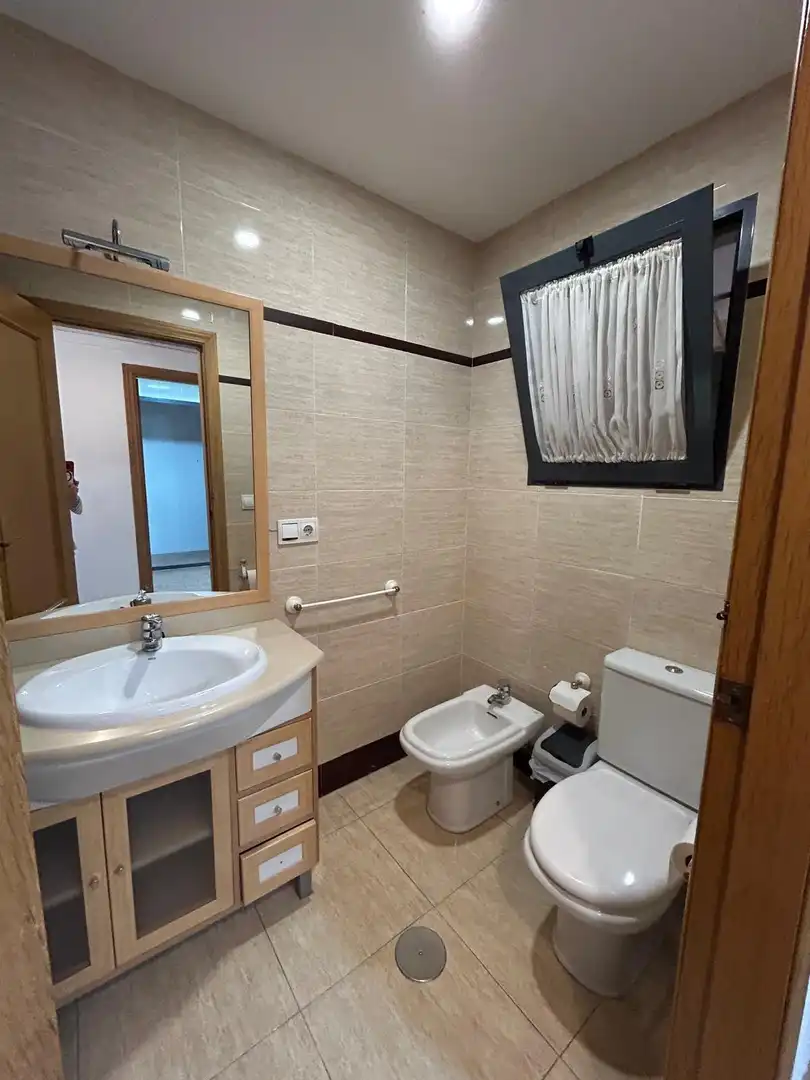Apartamento de alquiler en Playa Poniente