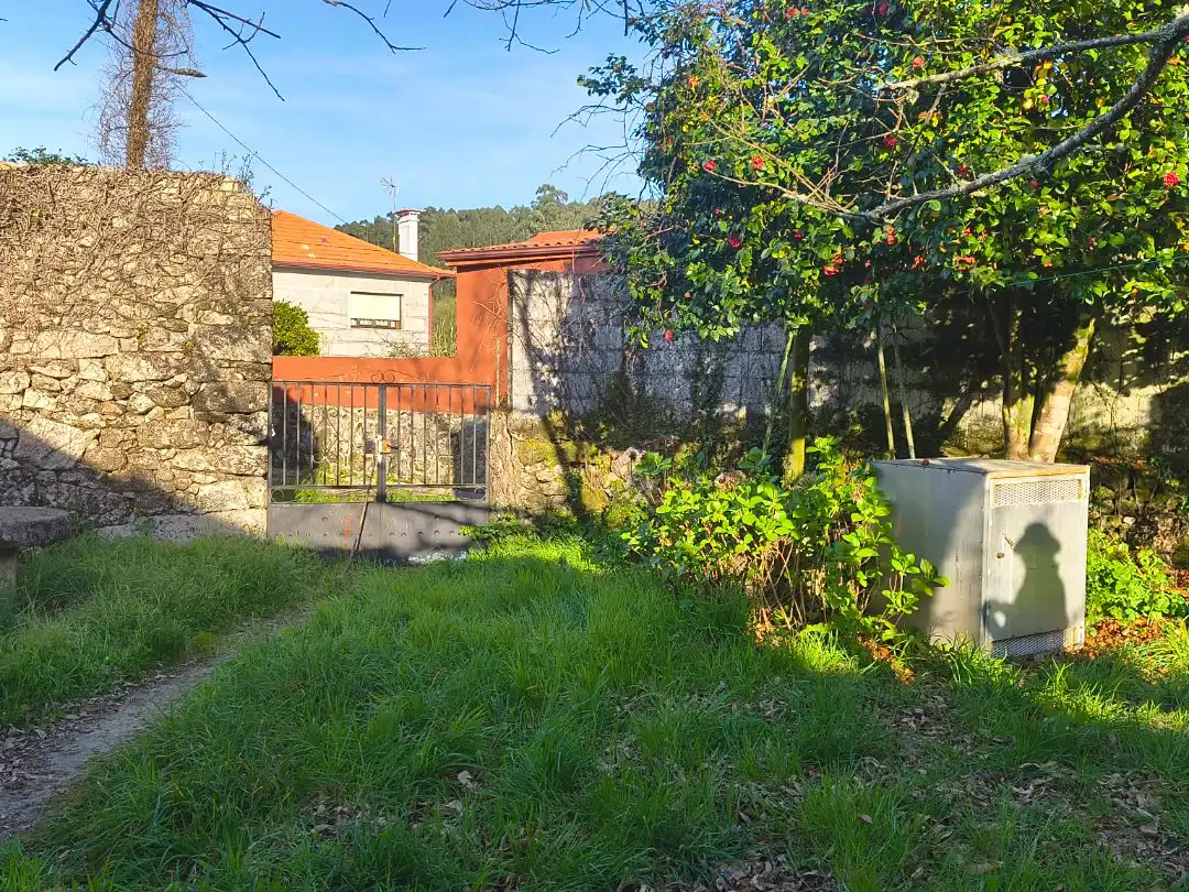 Vista exterior de Casa o xalet en venda en A Cañiza   amb Terrassa i Balcó