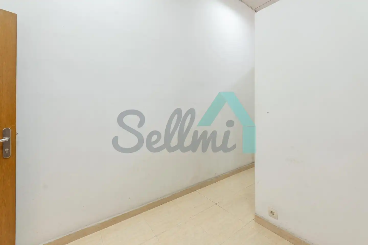 Industrial buildings for sale in Siero
