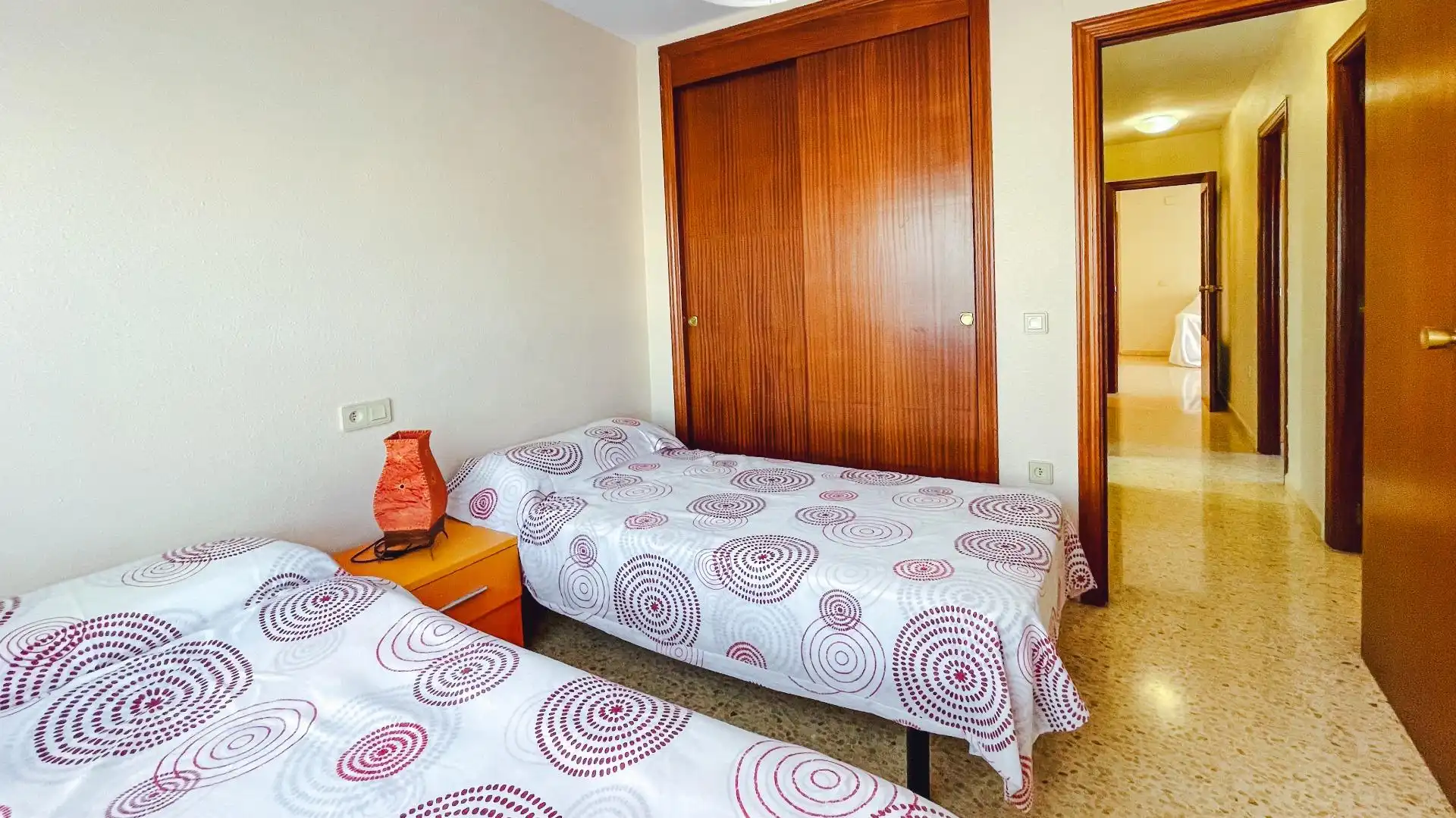 Dormitori de Pis en venda en Benidorm amb Aire condicionat, Jardí privat i Terrassa