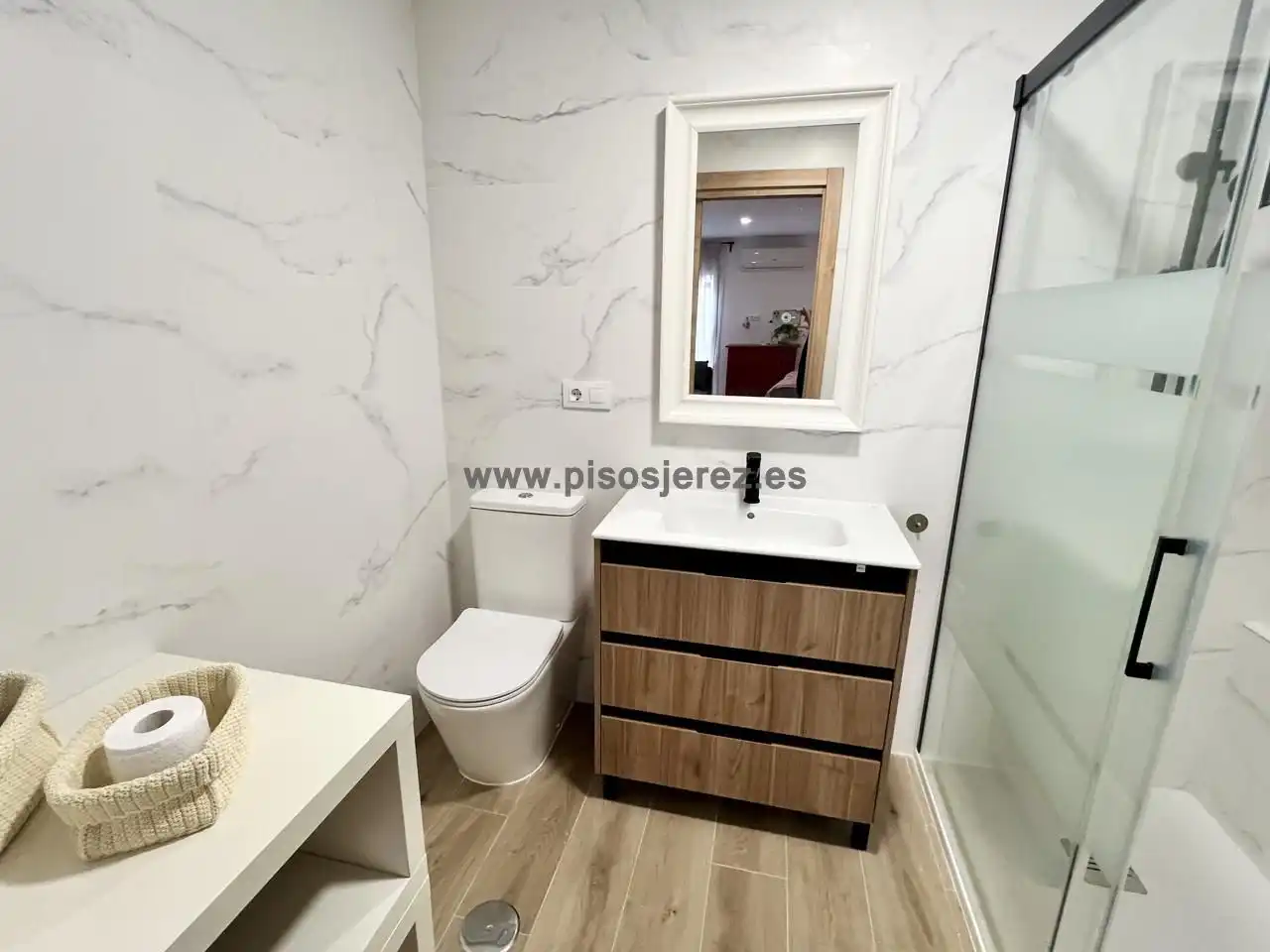 Study for rent in Calle Santo Domingo, Divina Pastora - La Yeguada