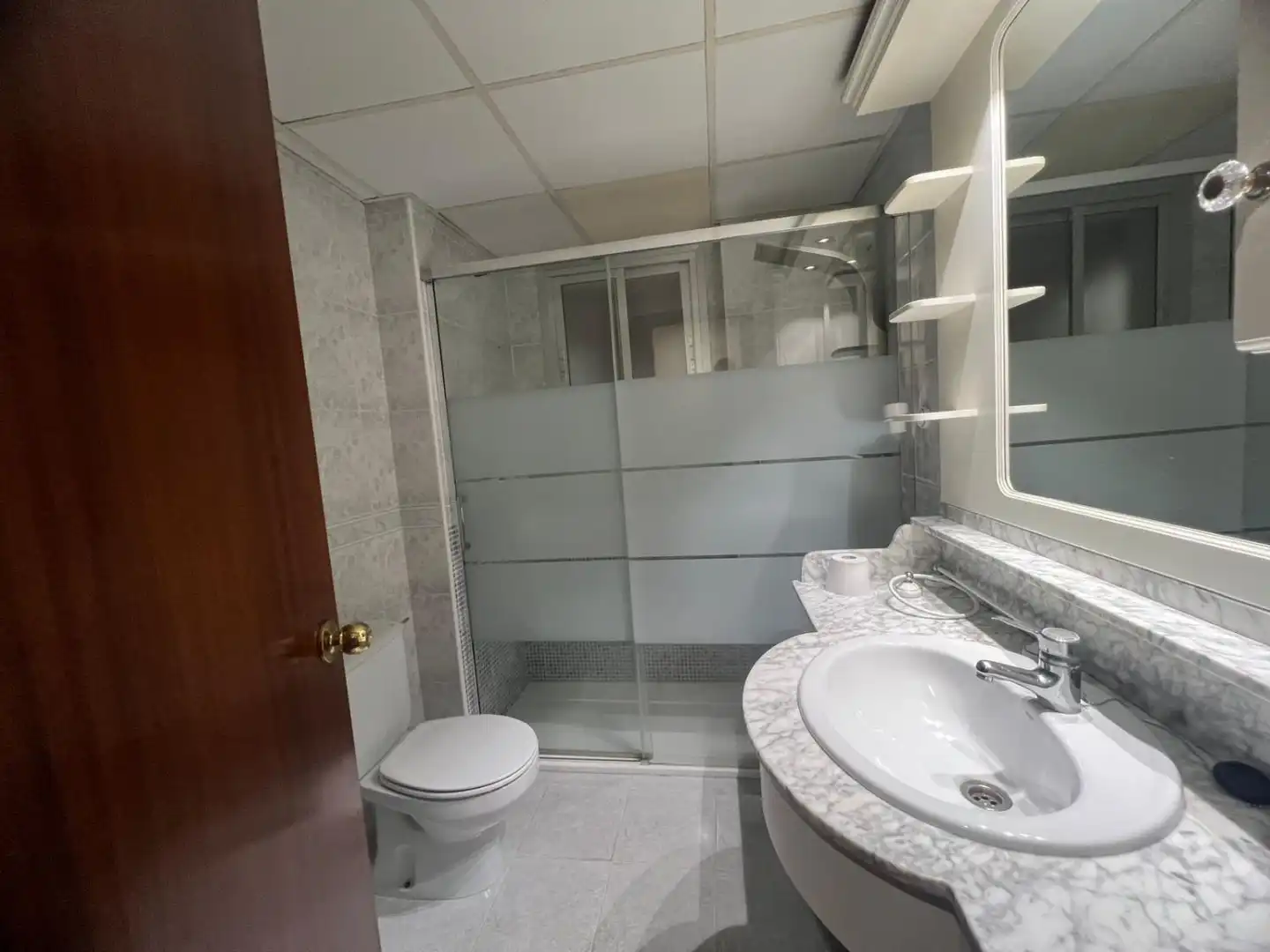 Bathroom of Flat for sale in Córdoba  with Air Conditioner, Storage room and Balcony