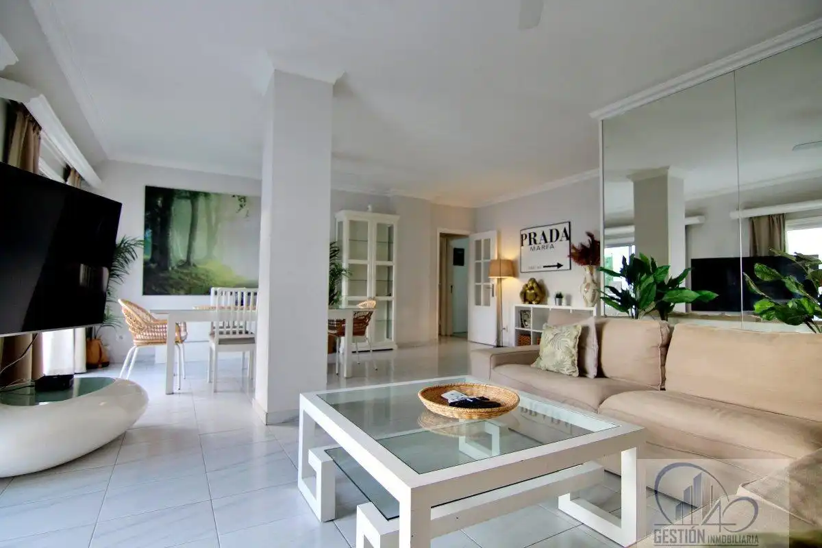 Sala de estar de Ático en venta en Santa Cruz de Tenerife con Trastero, Amueblado y Alarma