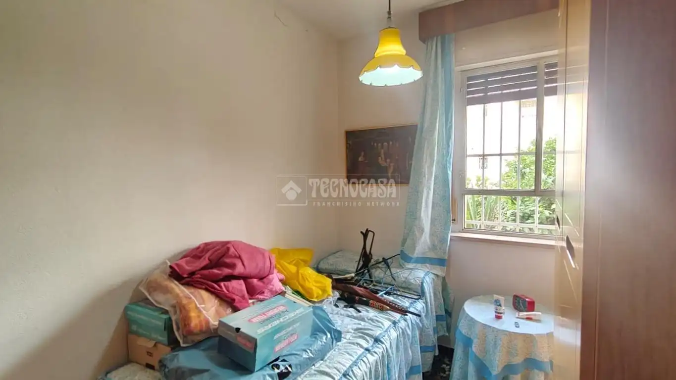 Bedroom of Flat for sale in Sevilla
