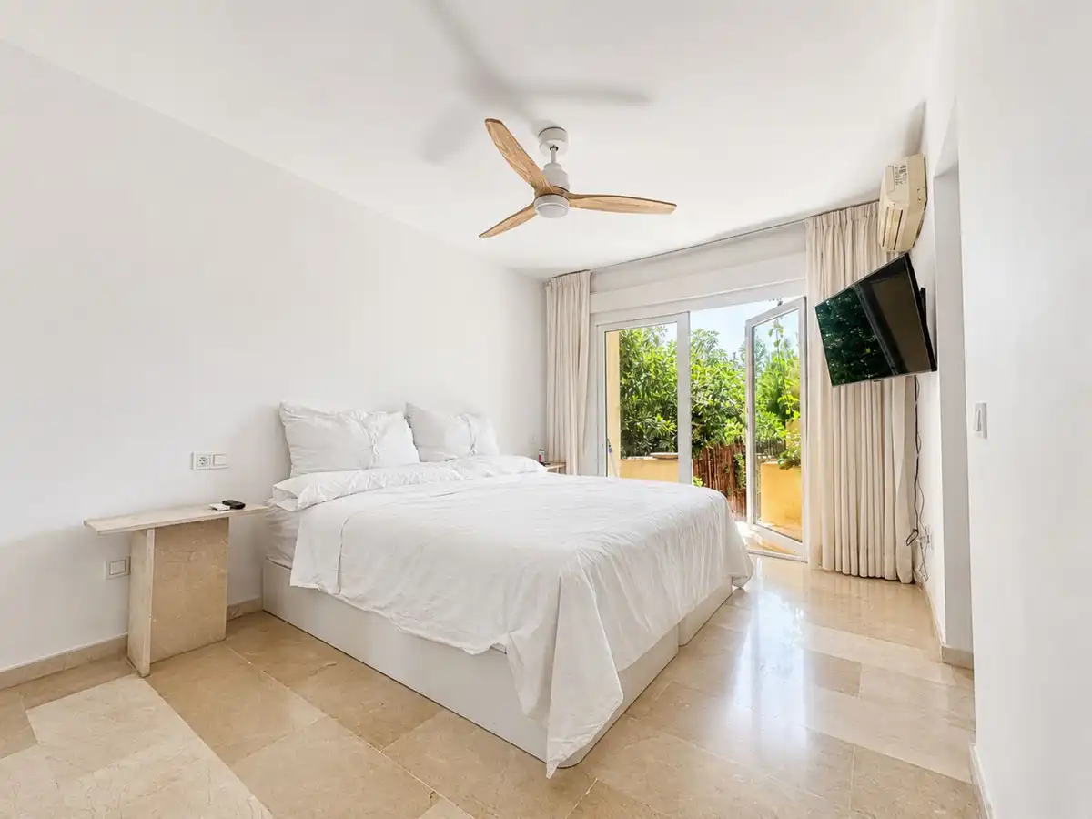 Adosado con jardín en venta en Calahonda, imagen 19