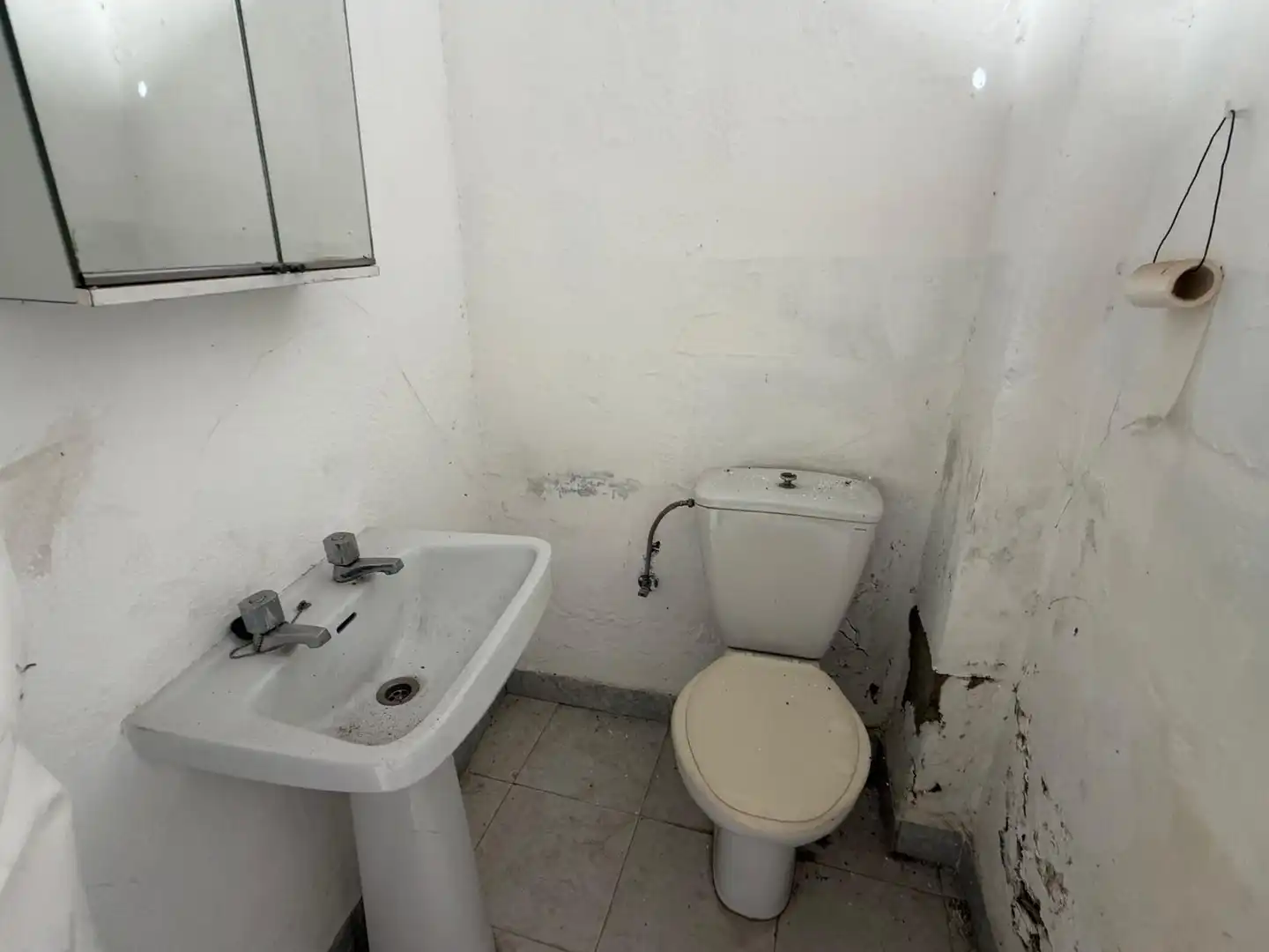 Baño de Garaje en venta en Villanueva de Tapia