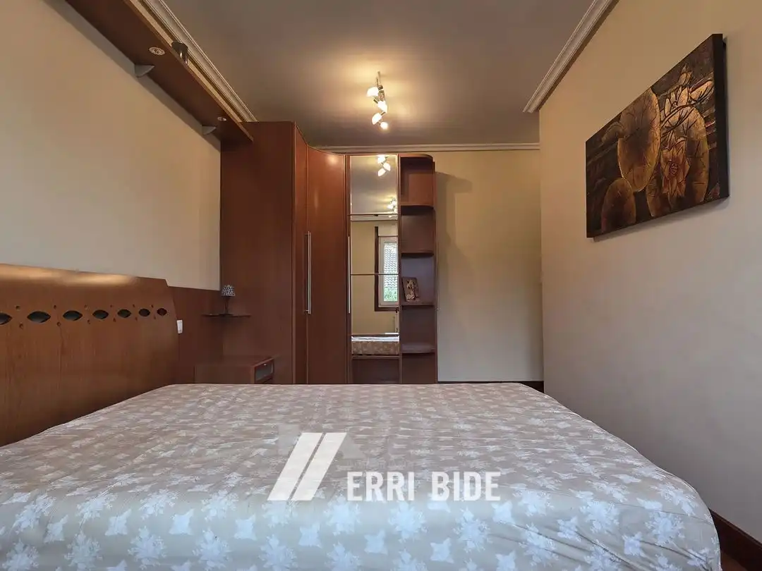 Habitación de Piso en venta en Mungia con Calefacción, Trastero y Balcón