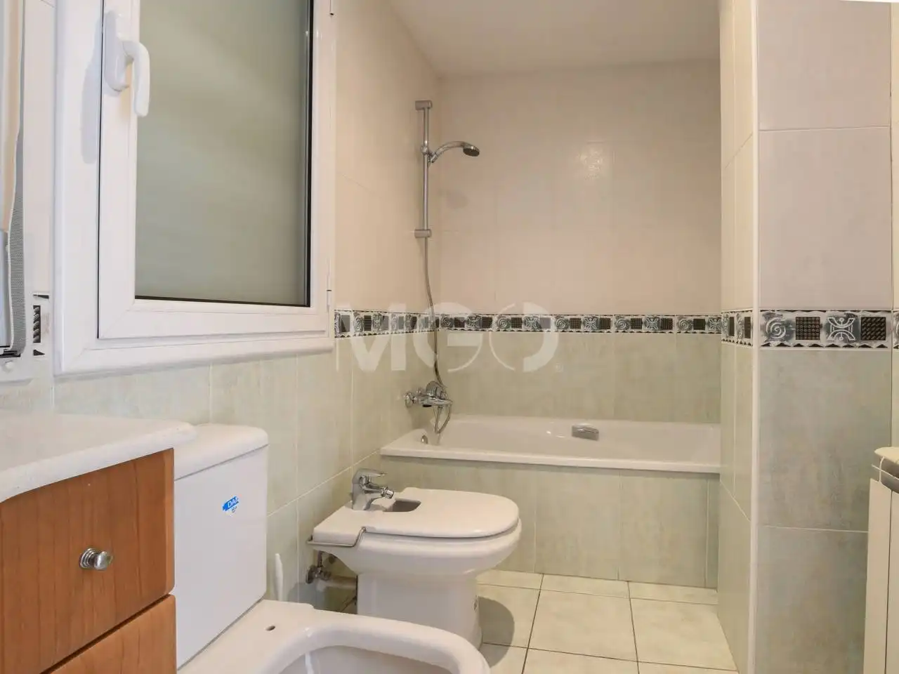 Bathroom of Duplexes for sale in Vic  with Heating, Terrace and Storage room