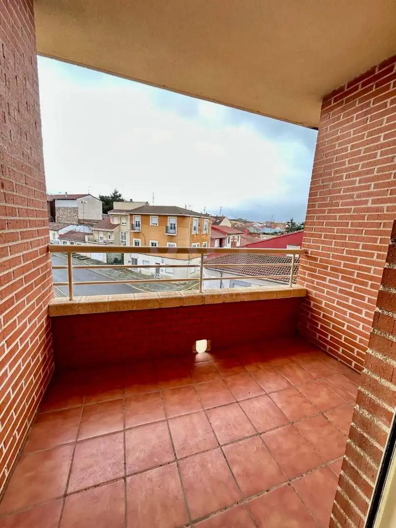 Terraza de Piso en venta en La Bañeza  con Calefacción