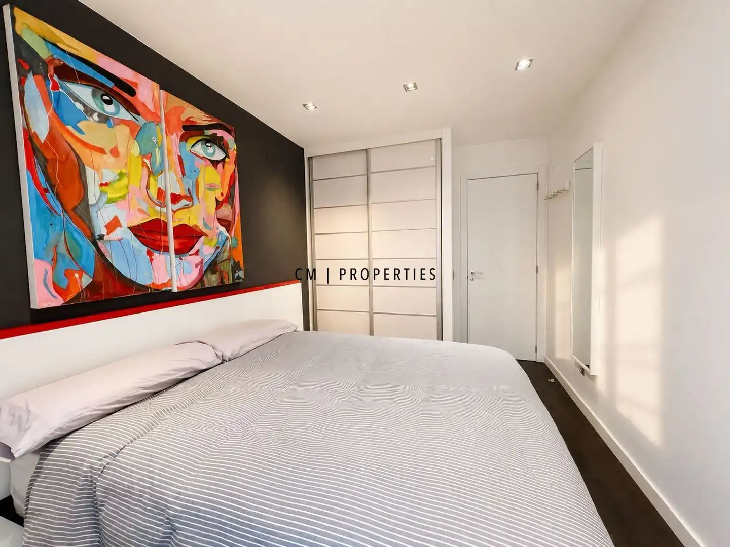 Habitación de Piso de alquiler en Paterna con Aire acondicionado, Calefacción y Parquet