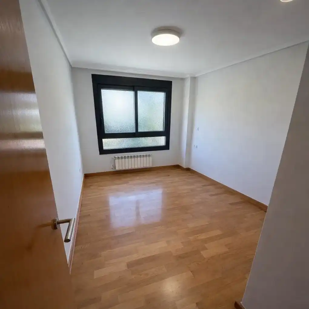 Piso con ascensor en venta en Zabalgana Hiribidea, imagen 13