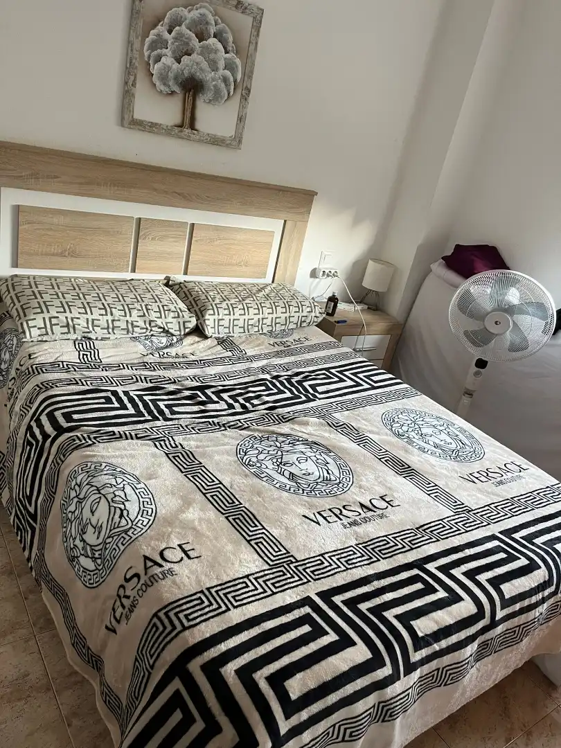 Schlafzimmer von Wohnung zum Verkauf in Torrevieja mit Balkon und Gemeinschaftspool