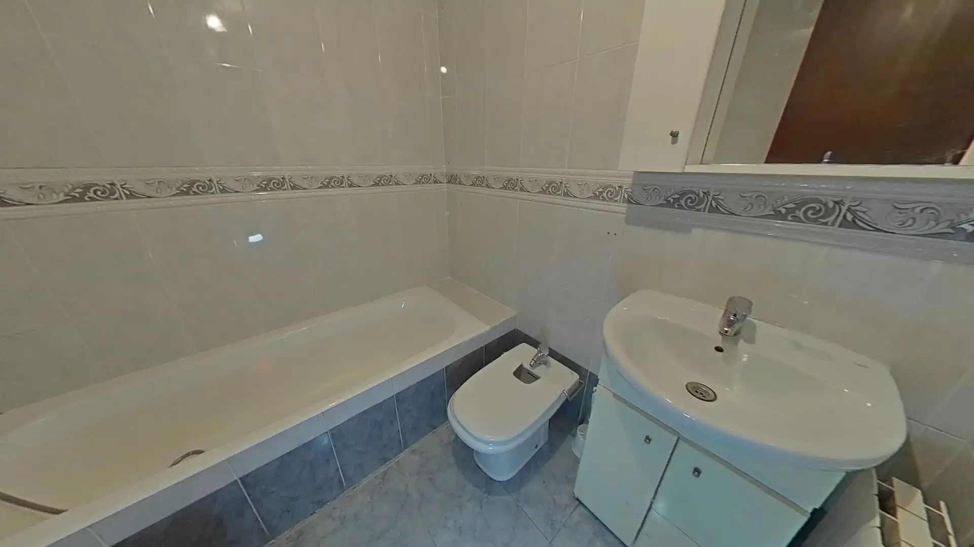 Baño de Piso en venta en Zaragoza con Calefacción