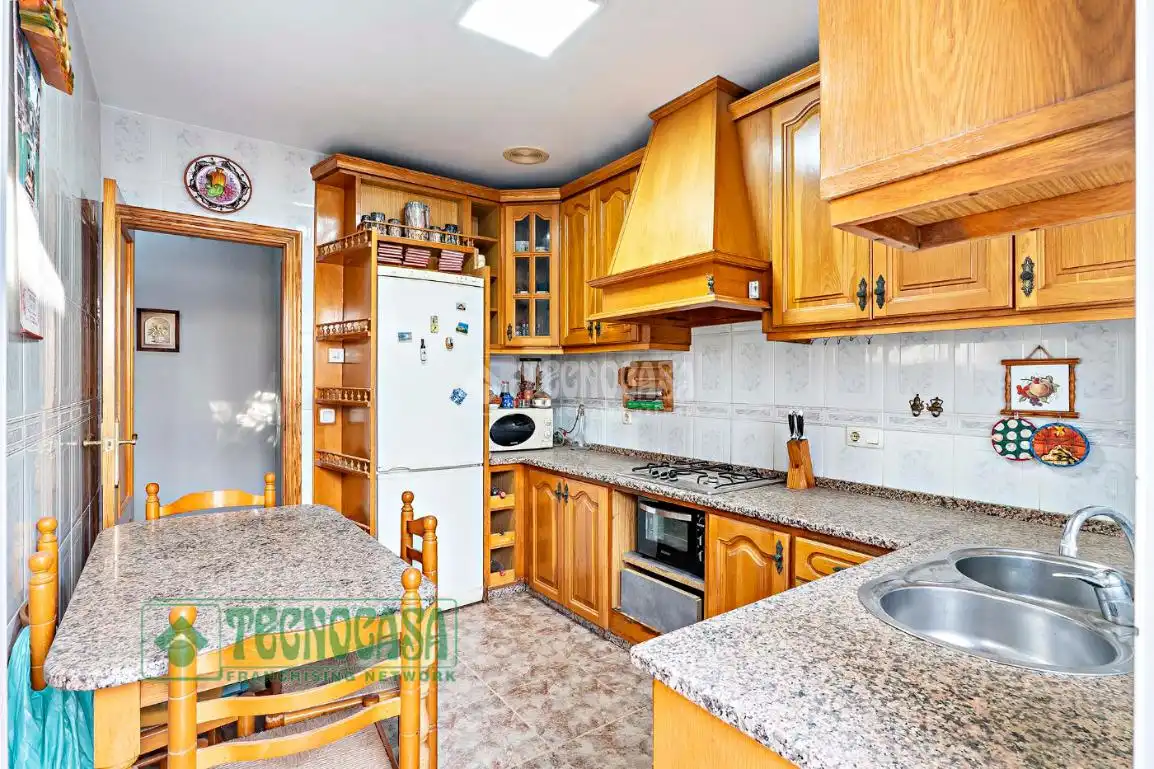 Maison avec terrasse à vendre à Roquetas de Mar ciudad, imagen 4