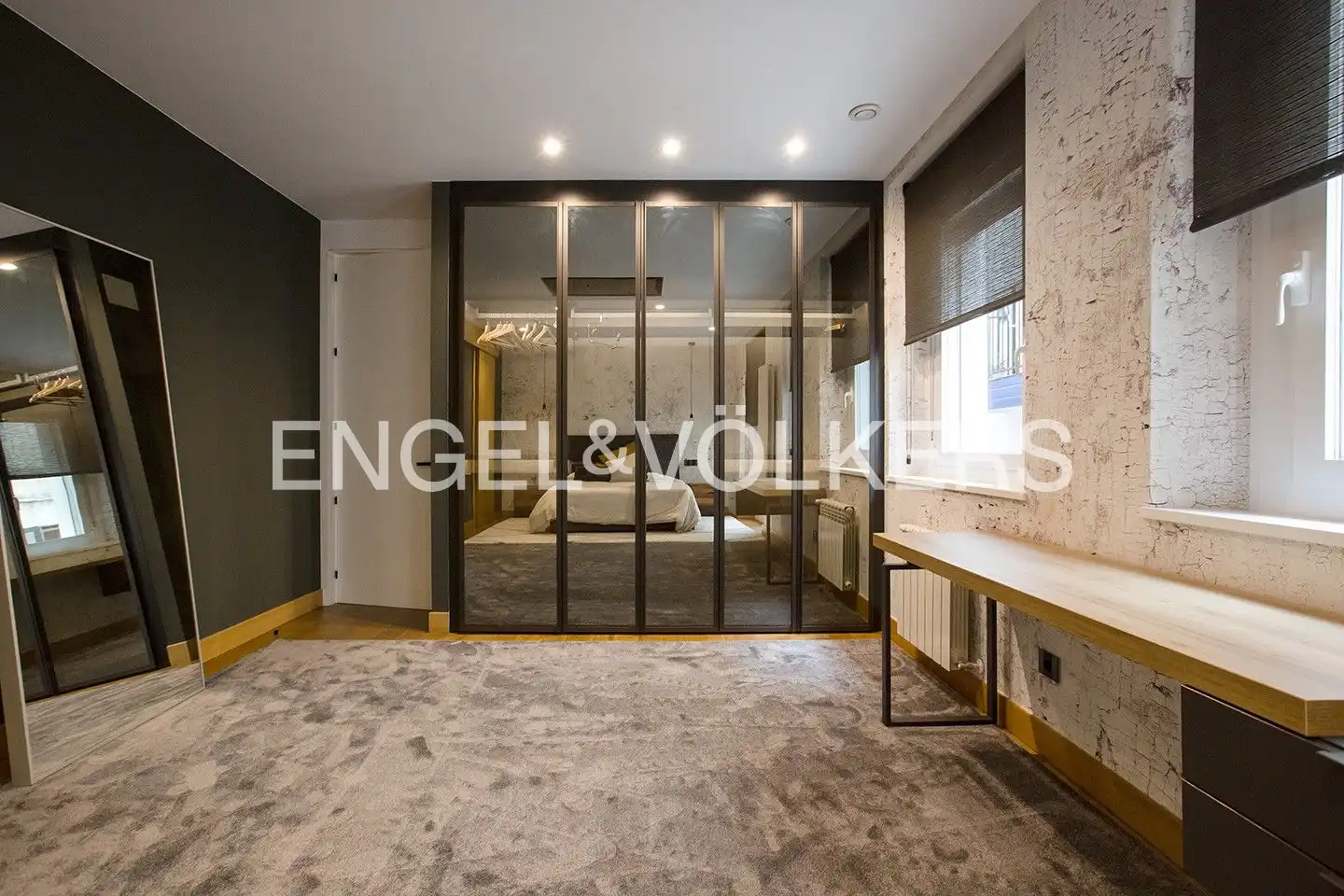 Habitación de Piso de alquiler en Bilbao  con Calefacción, Amueblado y Balcón