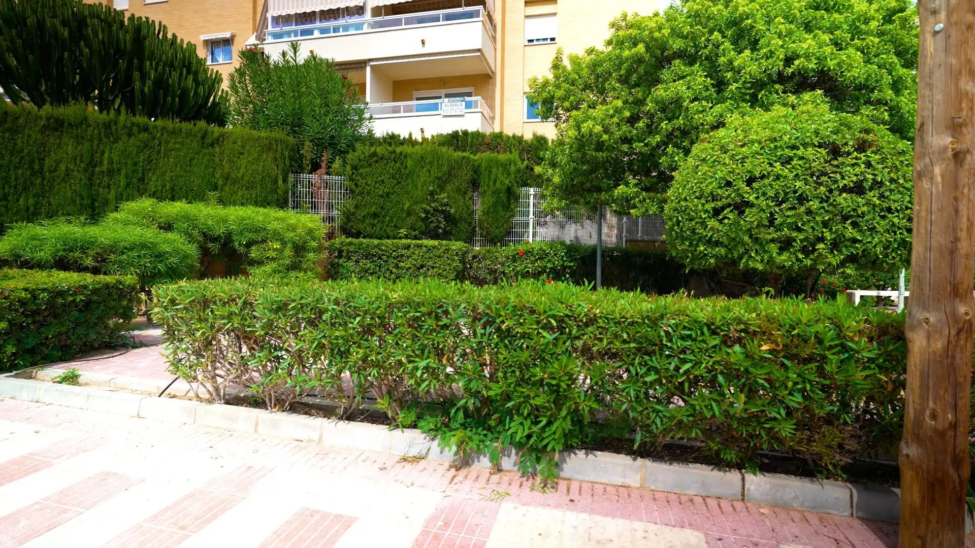 Jardín de Planta baja en venta en El Campello con Aire acondicionado, Calefacción y Jardín privado