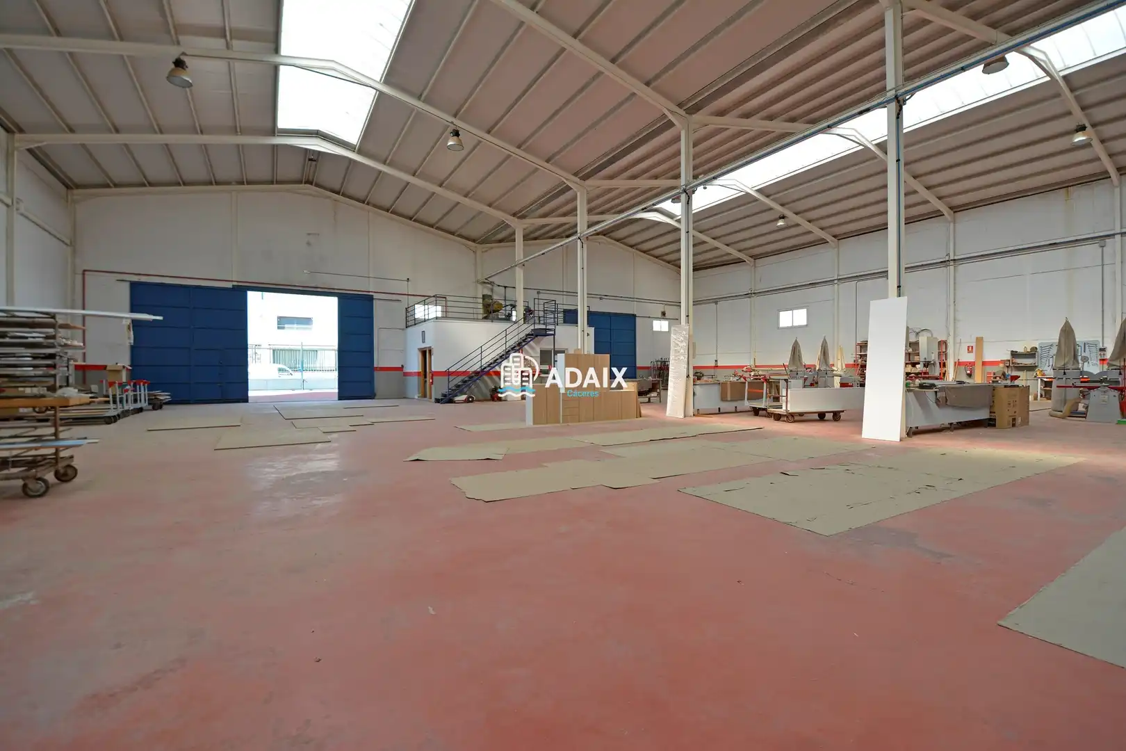 Nave industrial en venta en Arroyo de la Luz