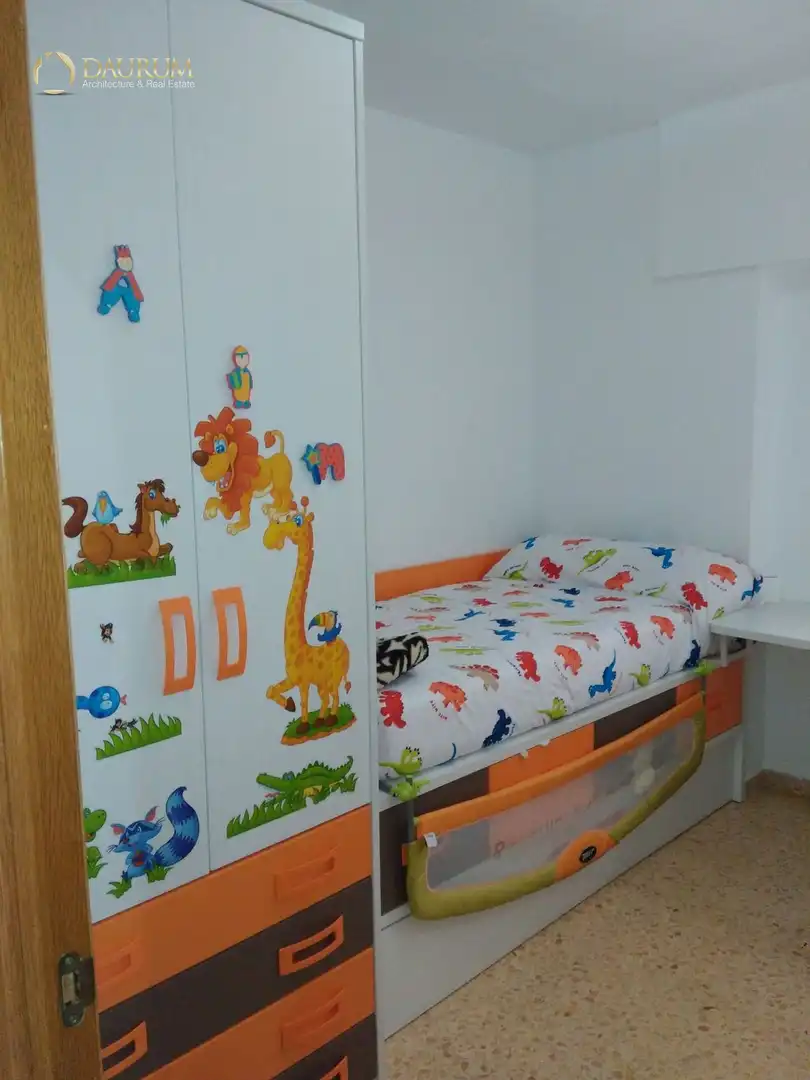 Habitación de Piso en venta en Burjassot con Aire acondicionado, Terraza y Trastero