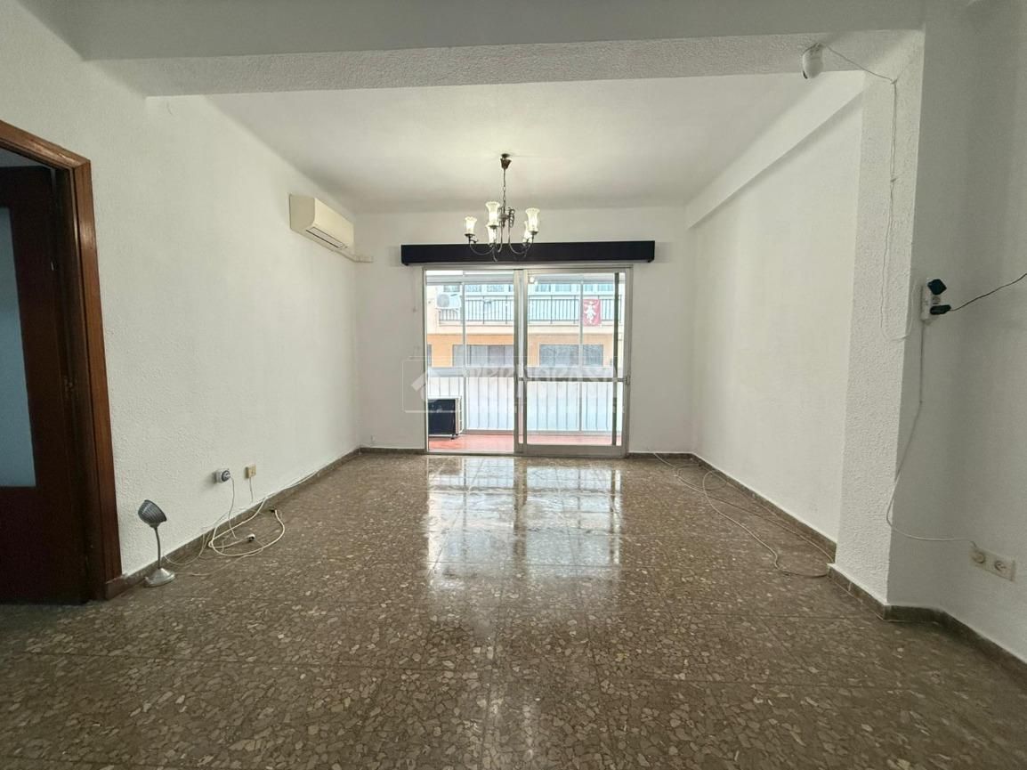 Living room of Flat for sale in Málaga Capital  with Air Conditioner and Terrace