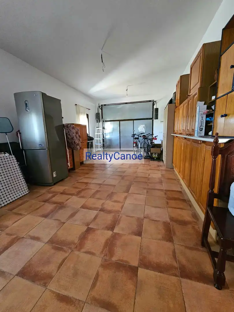 Cuina de Casa o xalet en venda en Villamartín amb Jardí privat i Traster