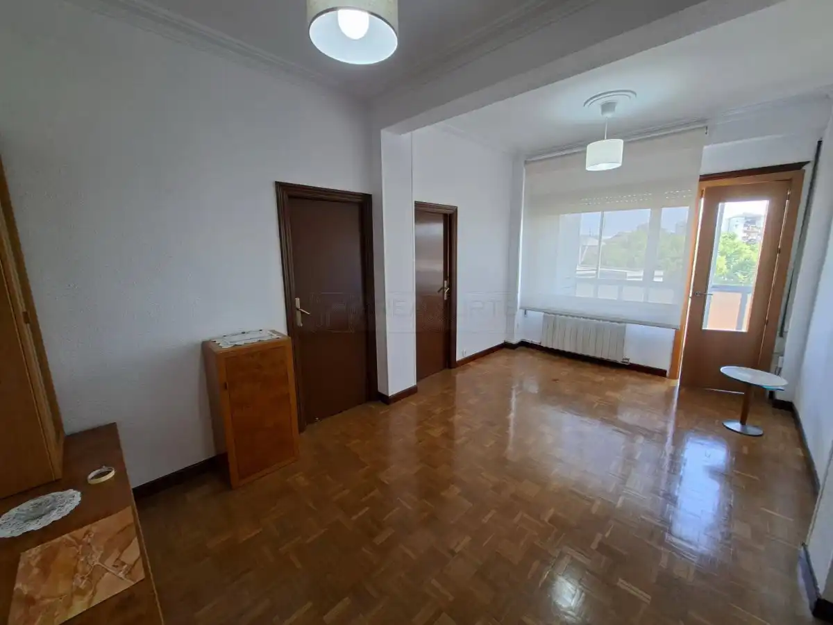 Habitación de Piso en venta en Vitoria - Gasteiz con Calefacción, Parquet y Terraza