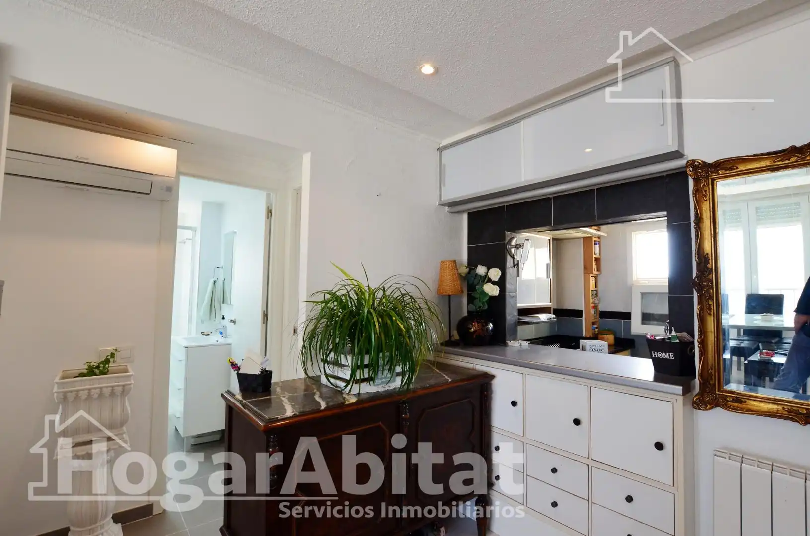 Küche von Wohnung zum Verkauf in Gandia mit Klimaanlage, Privatgarten und Gemeinschaftspool