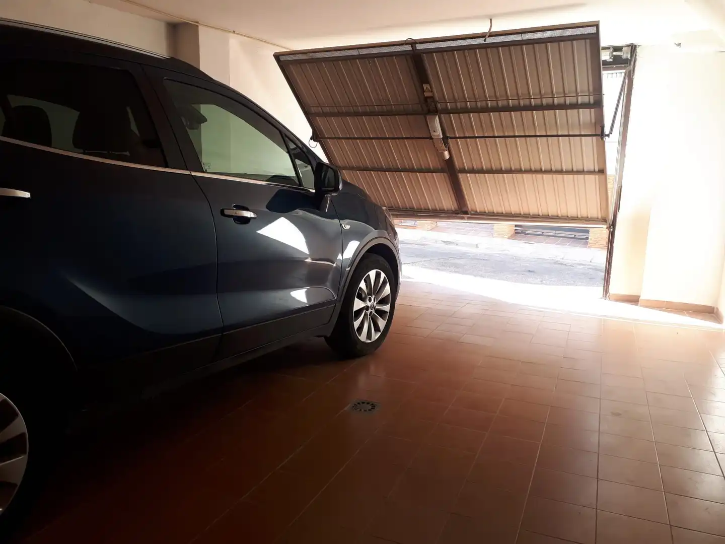 Aparcament de Casa o xalet en venda en Jaén amb Aire condicionat, Calefacció i Terrassa