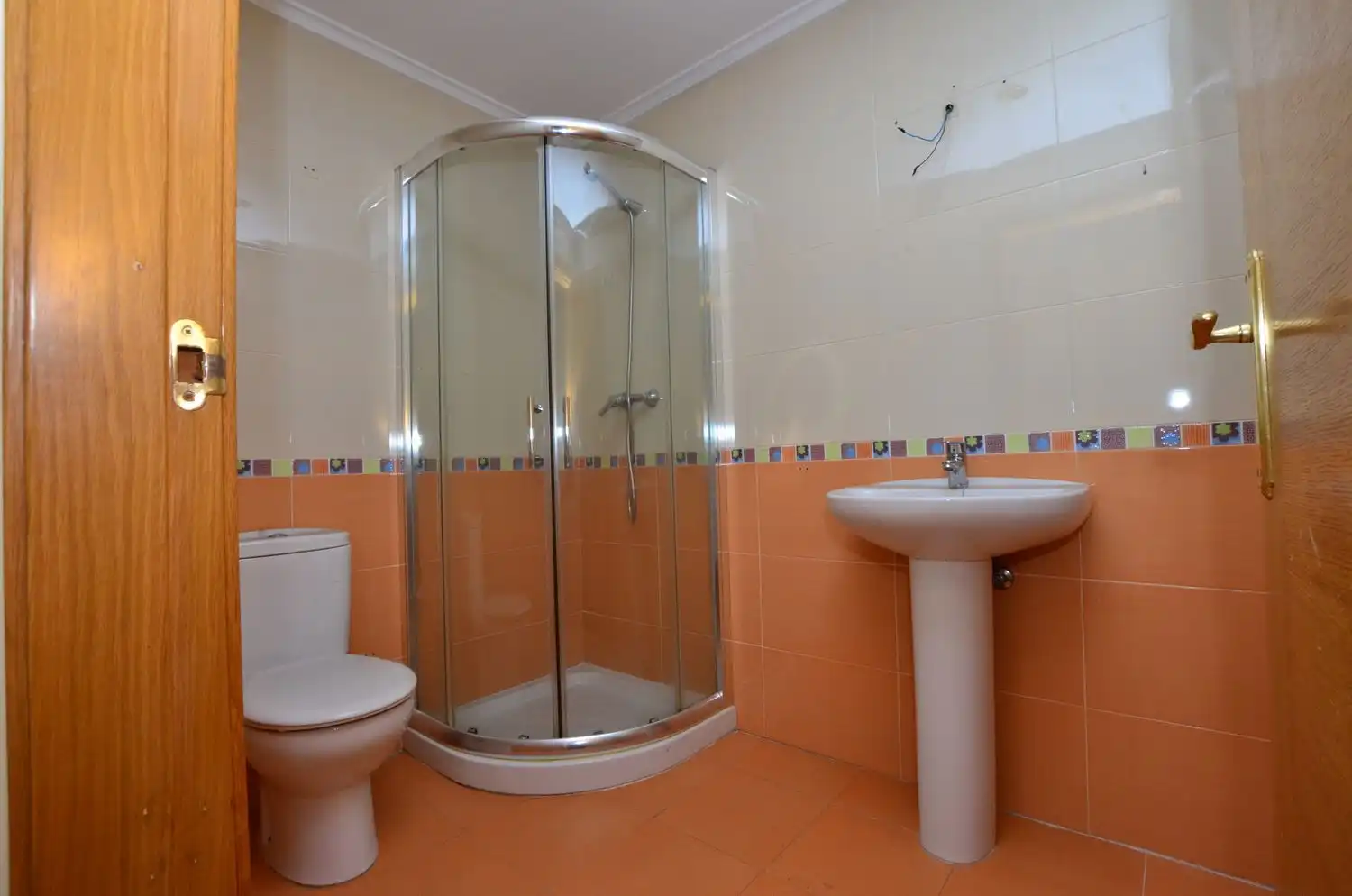 Bathroom of Flat for sale in Mieres (Asturias)  with Storage room and Swimming Pool