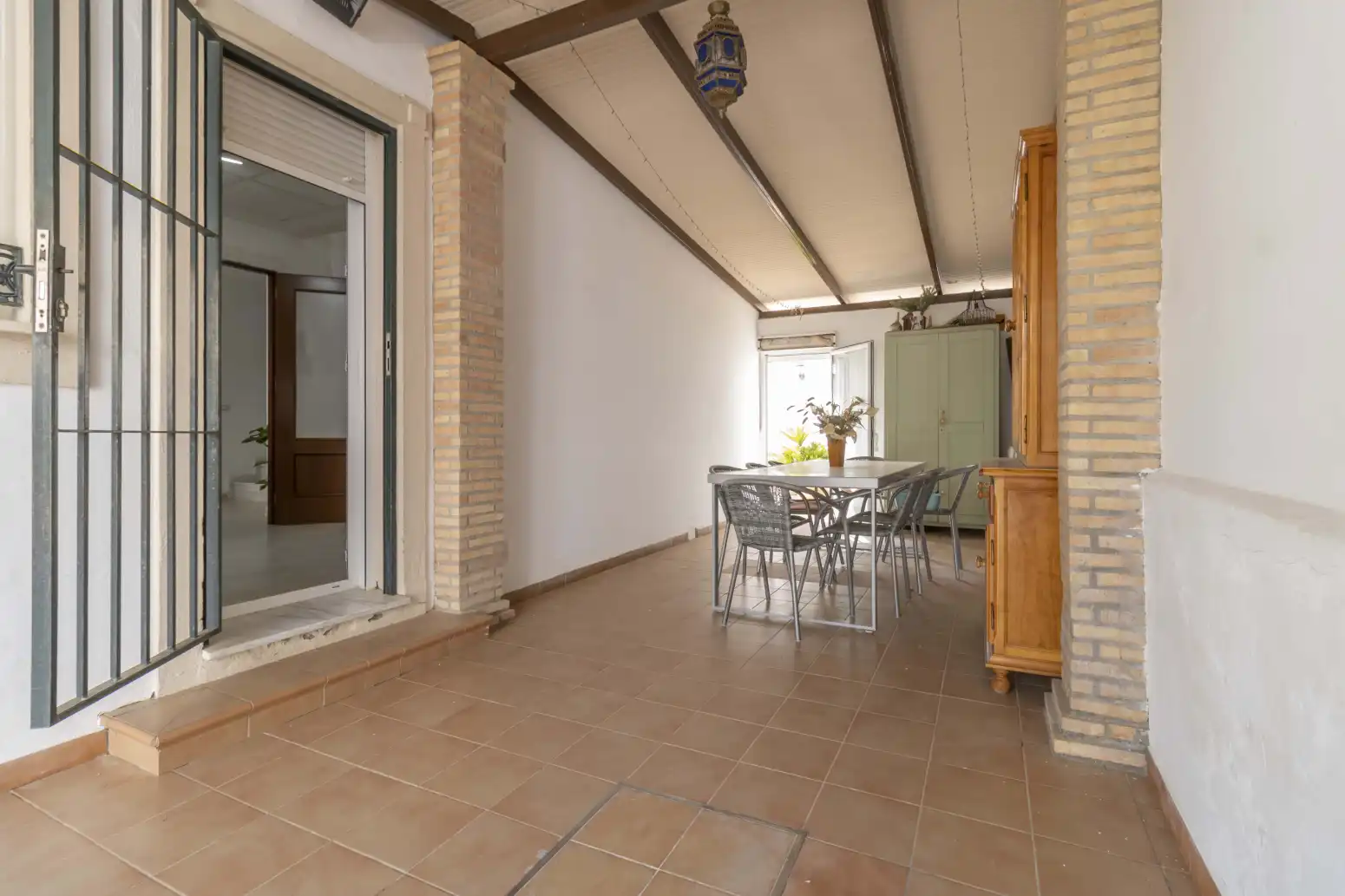 Casa adosada en venda en Gines amb Aire condicionat, Jardí privat i Terrassa