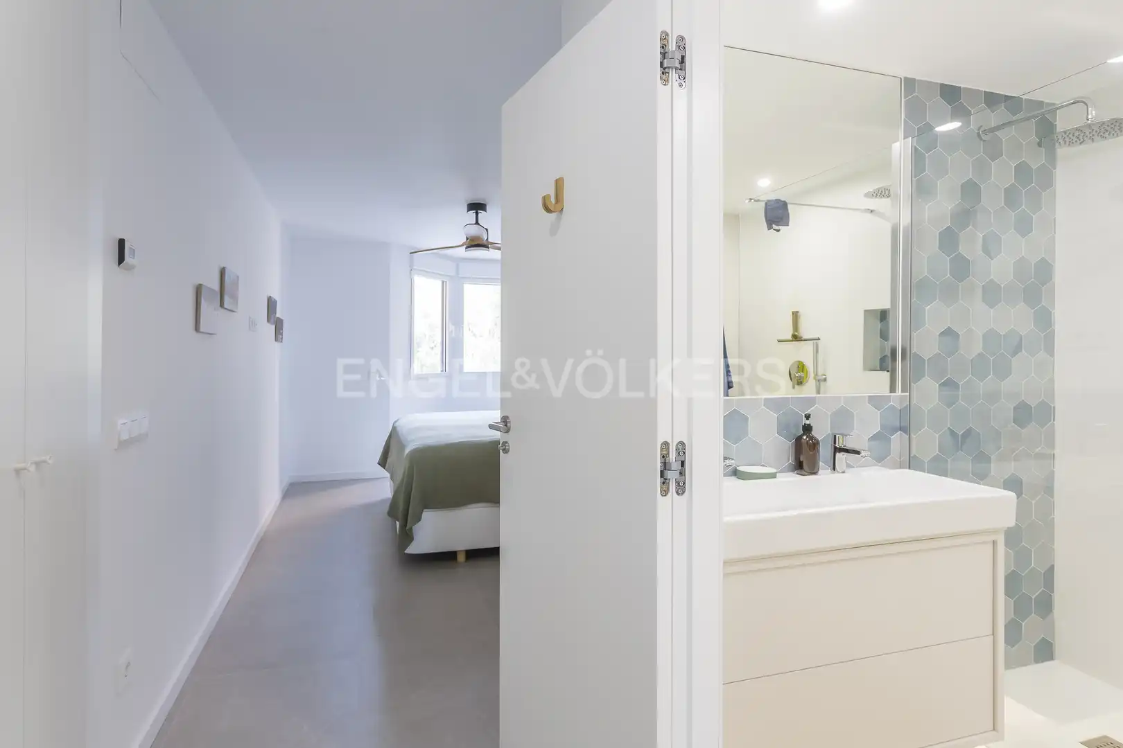 Habitación de Piso de alquiler en Madrid con Aire acondicionado, Calefacción y Amueblado