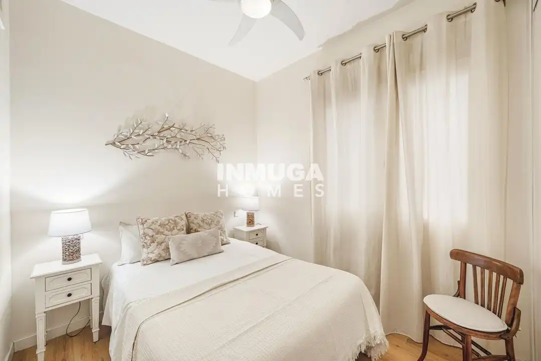Schlafzimmer von Wohnung zum Verkauf in Madrid mit Klimaanlage und Heizung