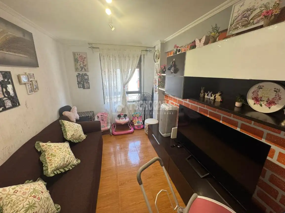 Sala de estar de Piso en venta en Bilbao  con Balcón