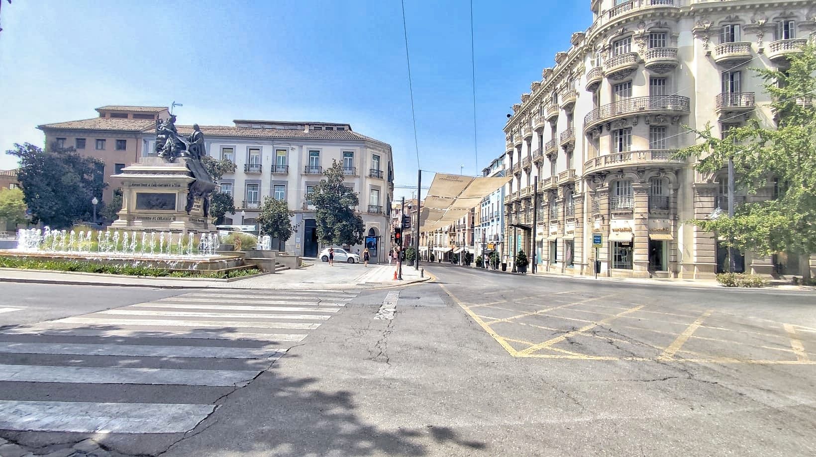 Vista exterior de Pis de lloguer en  Granada Capital amb Aire condicionat, Calefacció i Moblat