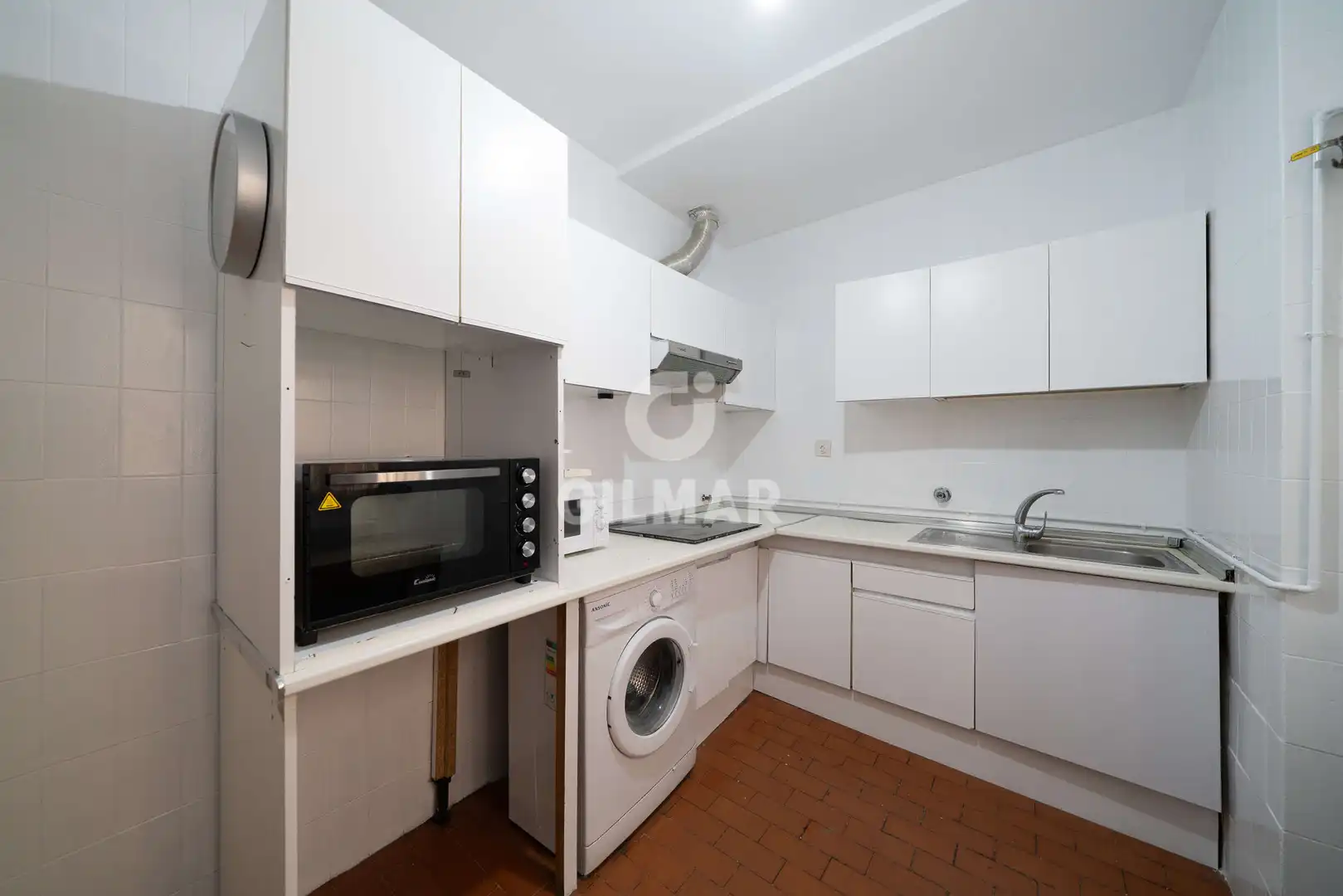 Kitchen of Flat for sale in Madrid  with Heating and Balcony