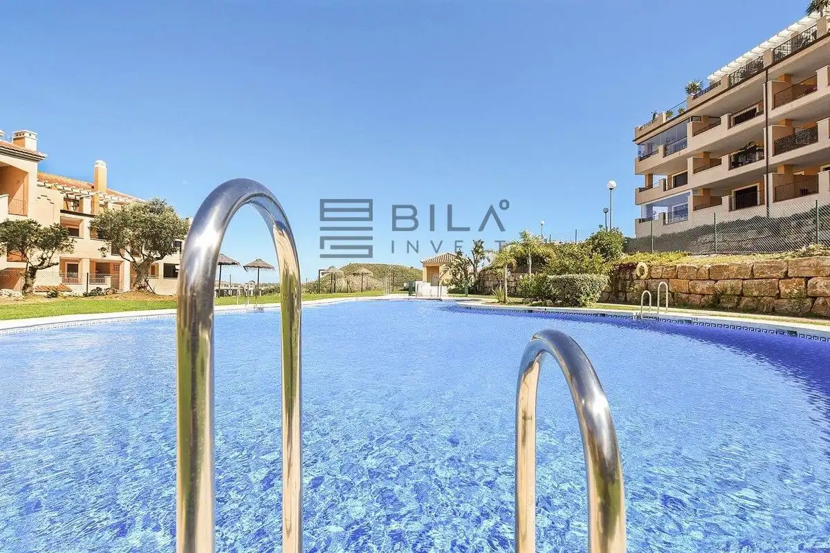 Piso con piscina en venta en Hercesa Calanova Golf, imagen 5