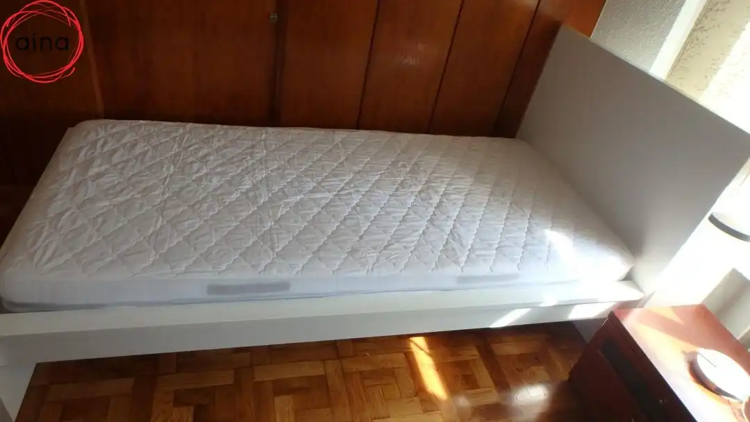 Habitación de Piso de alquiler en  Pamplona / Iruña con Calefacción, Terraza y Alarma