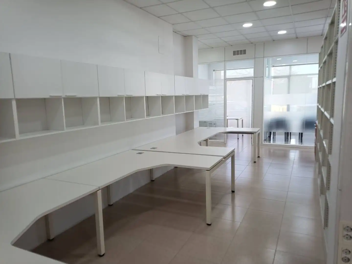 Commercial properties for rent in Ripollet  with Air Conditioner, Heating and Furnished