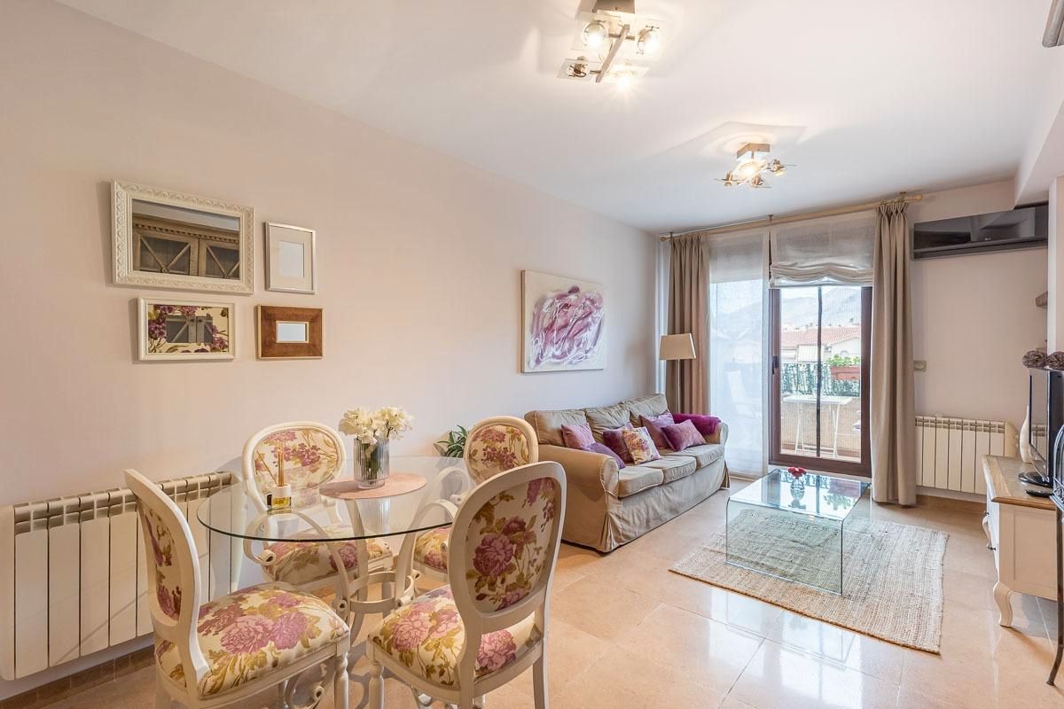 Living room of Flat for sale in Atarfe  with Air Conditioner and Heating