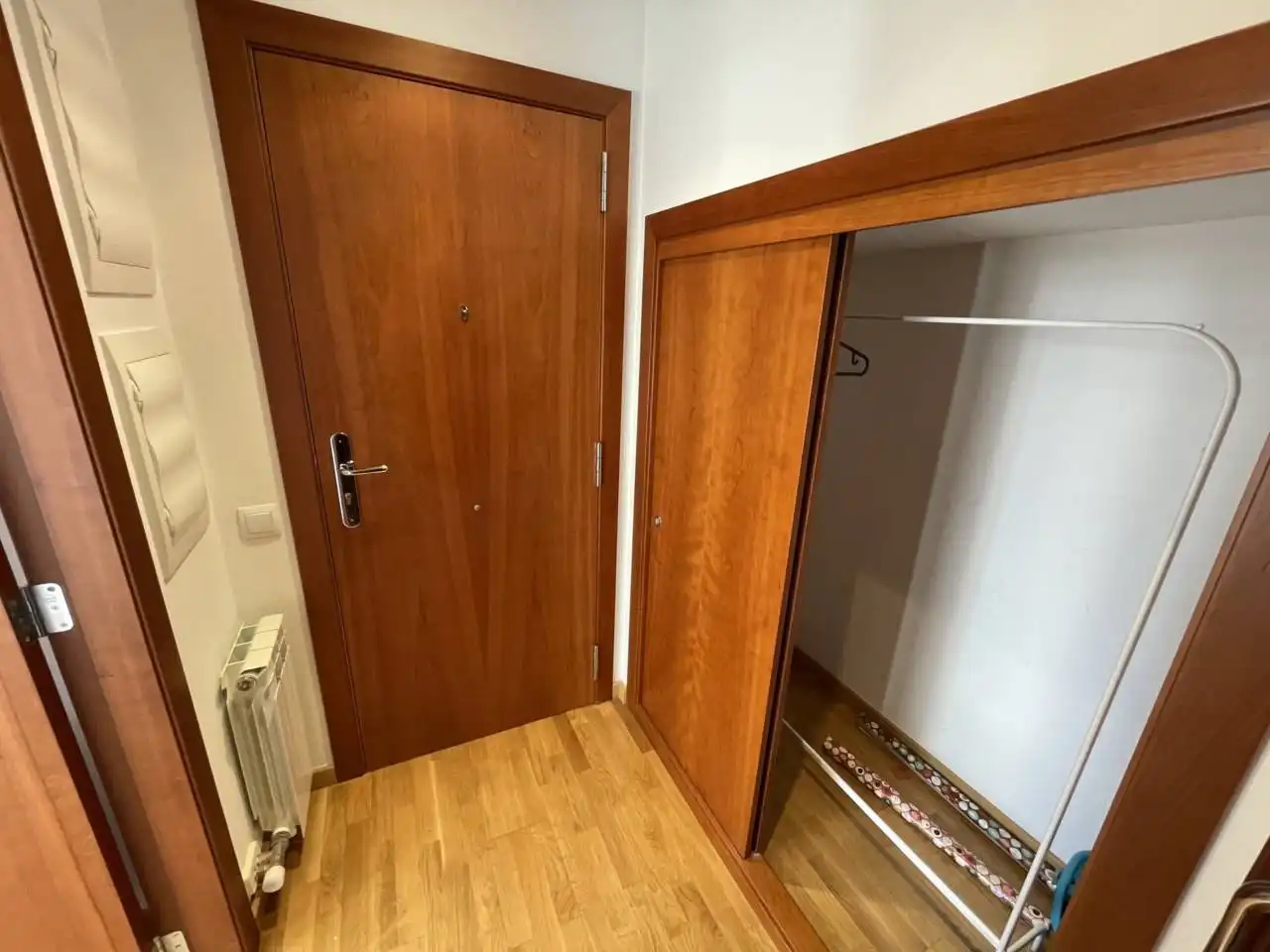 Flat for rent in Calle MIQUEL CASAS, Barri del Centre